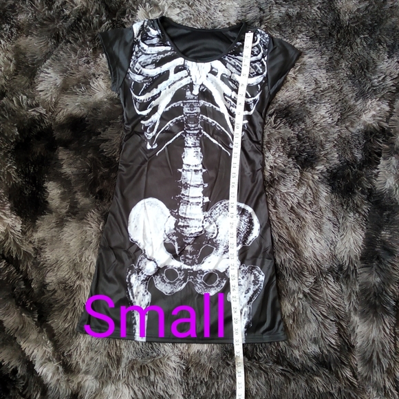 💀🖤Skeleton Dress🖤💀 - Picture 4 of 9